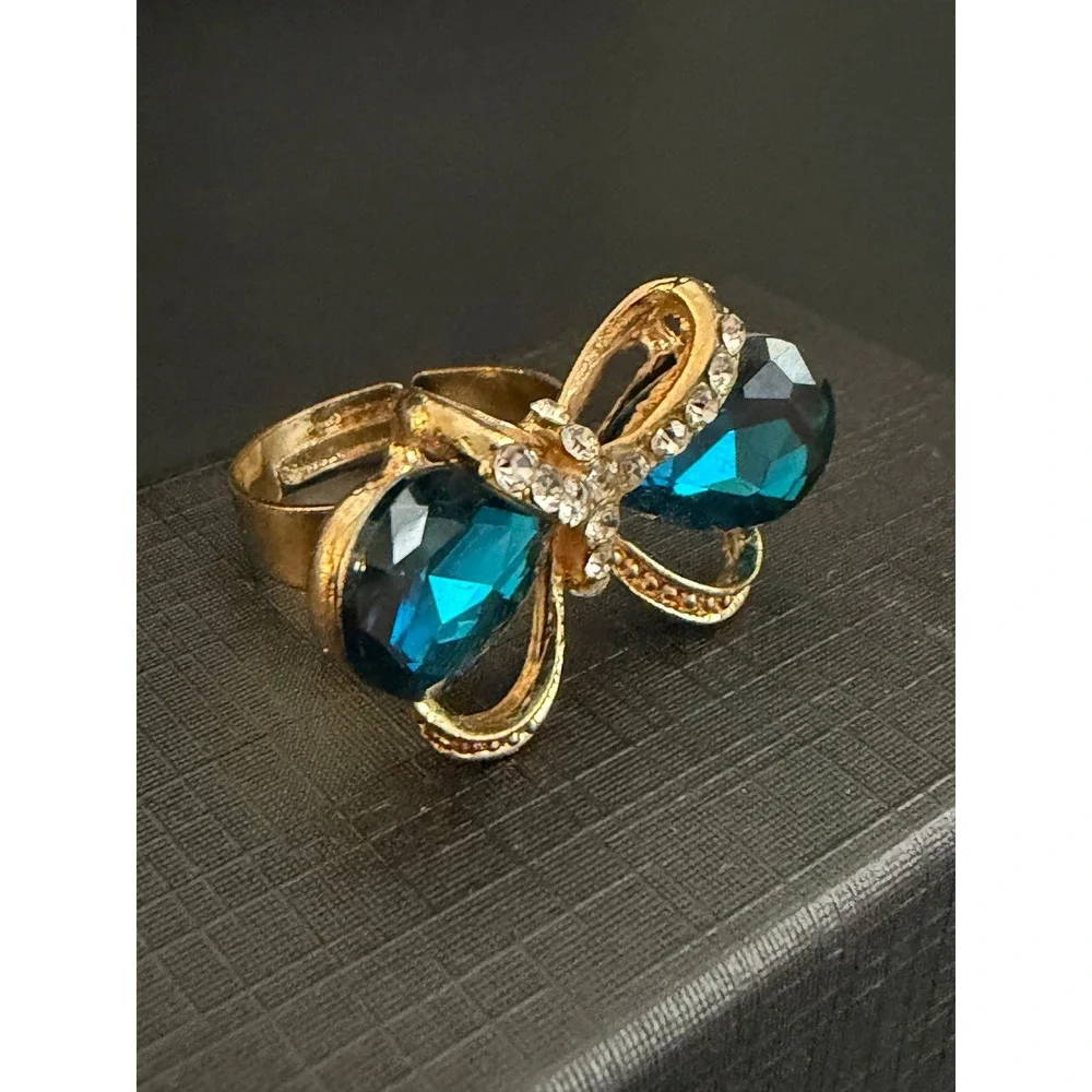 Vintage Rhinestone Ring Butterfly Adjustable Teal Gold Tone